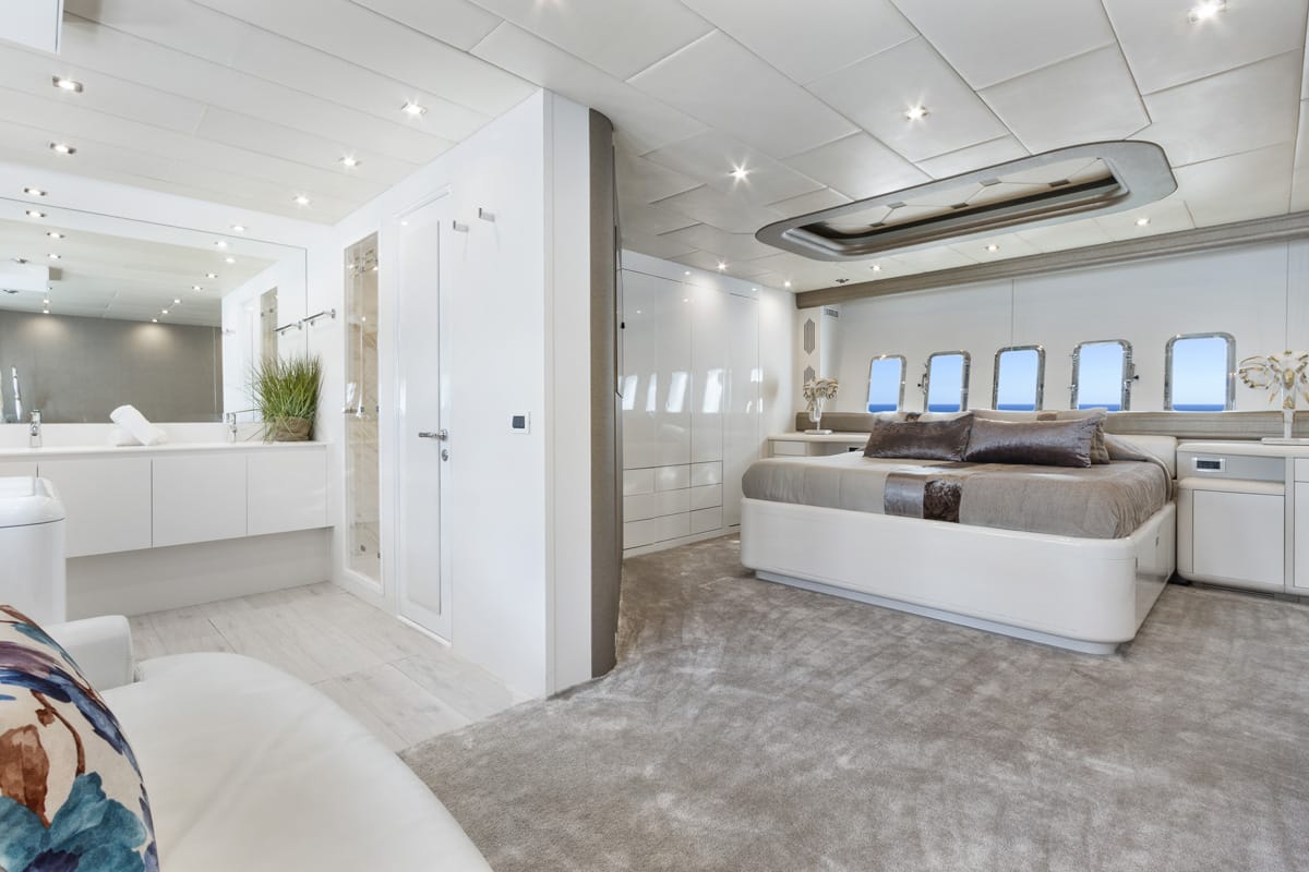 MANGUSTA 108 - BELISA