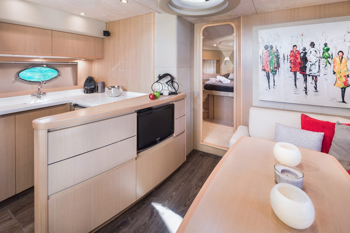 PRINCESS V53 - MANBERO