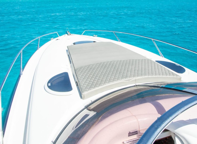 SUNSEEKER SUPERHAWK 40 GREAT NEWS