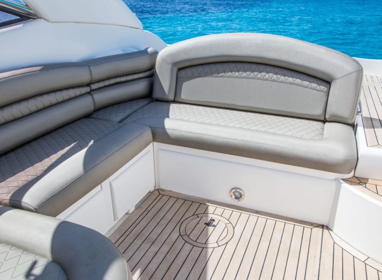 SUNSEEKER SUPERHAWK 40 GREAT NEWS