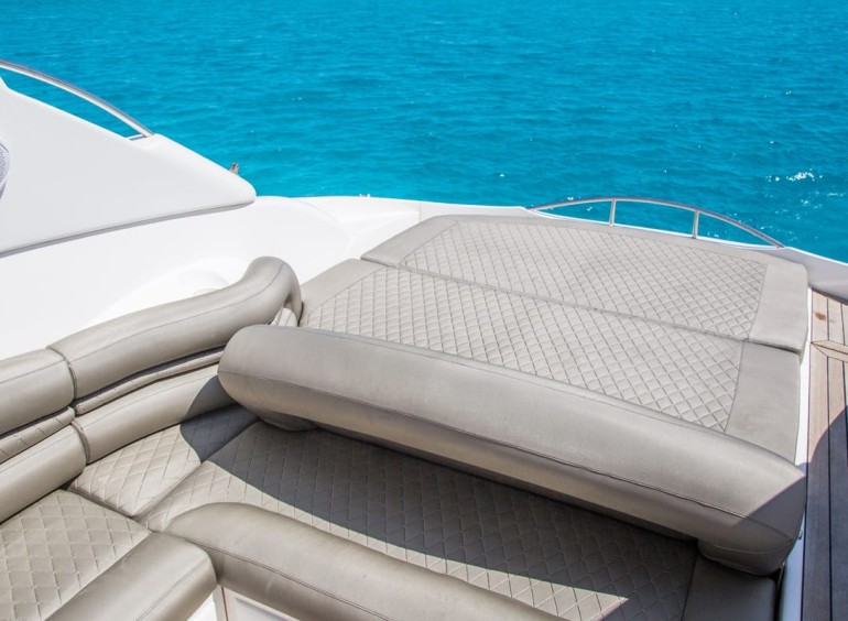 SUNSEEKER SUPERHAWK 40 GREAT NEWS