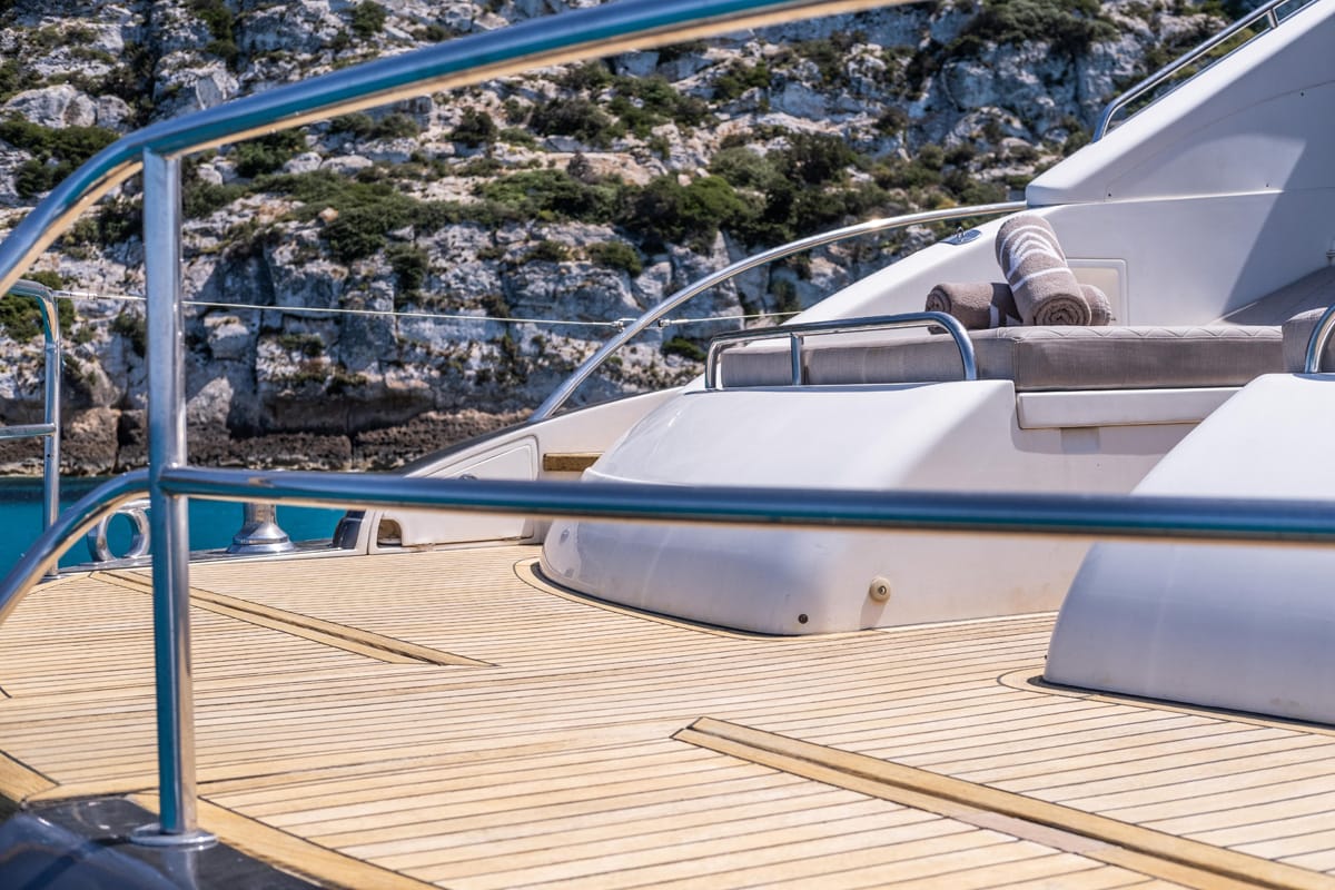 PRINCESS V65 - FREEDOM