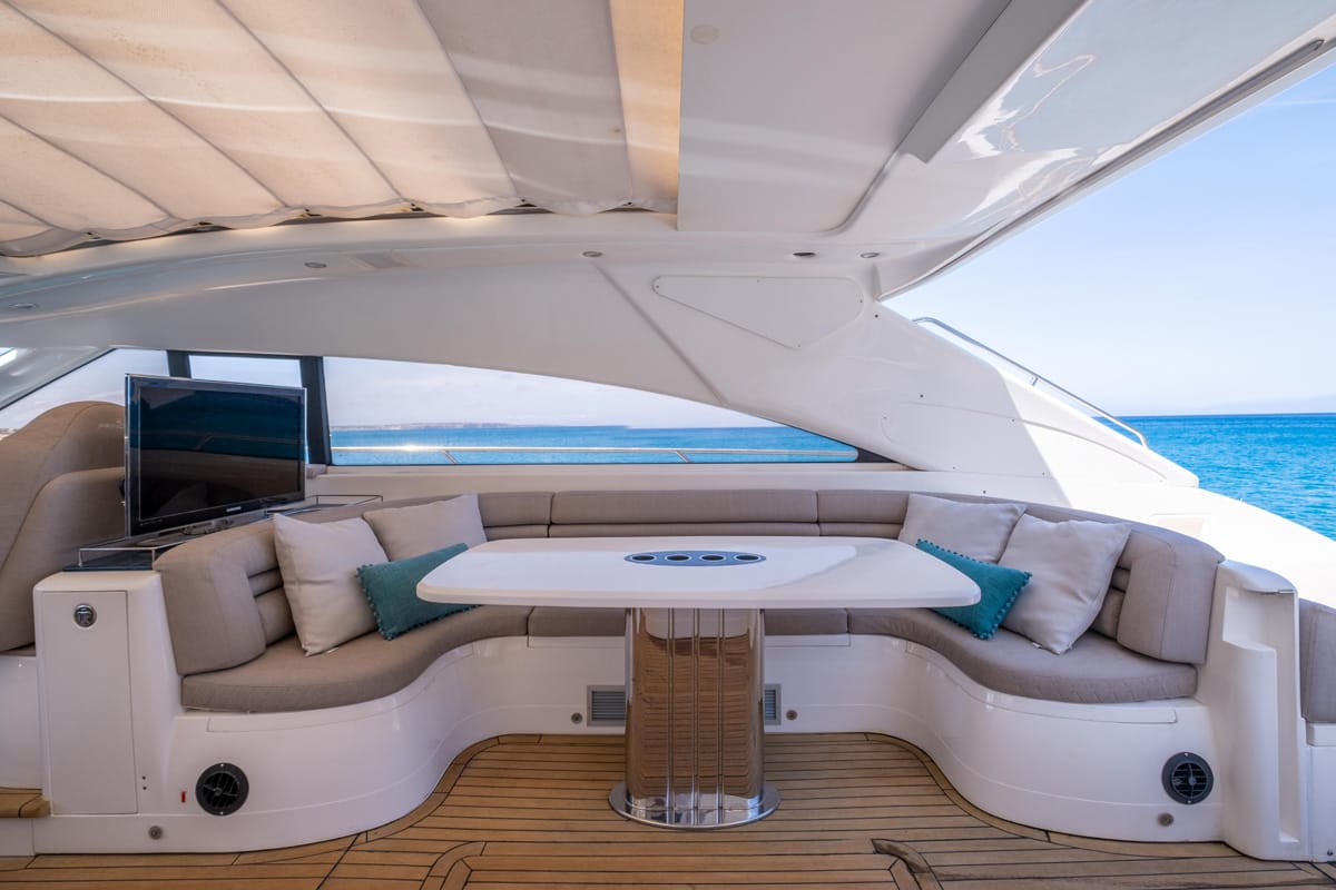 PRINCESS V65 - FREEDOM
