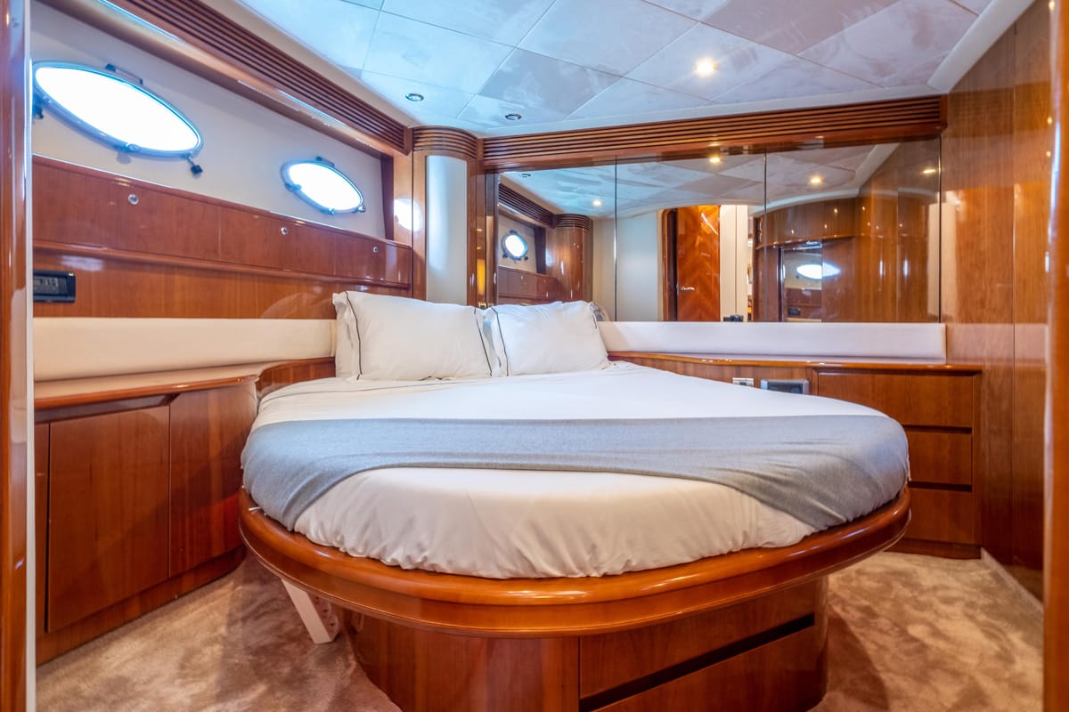 PRINCESS V65 - FREEDOM
