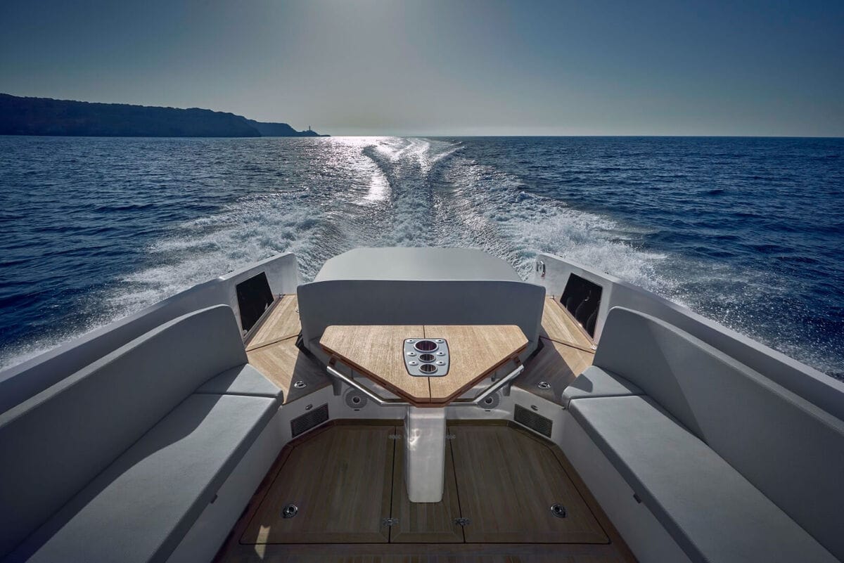 FRAUSCHER 1414 DEMON AIR - HAILEY SU